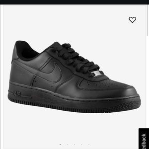 Black Air force 1’s